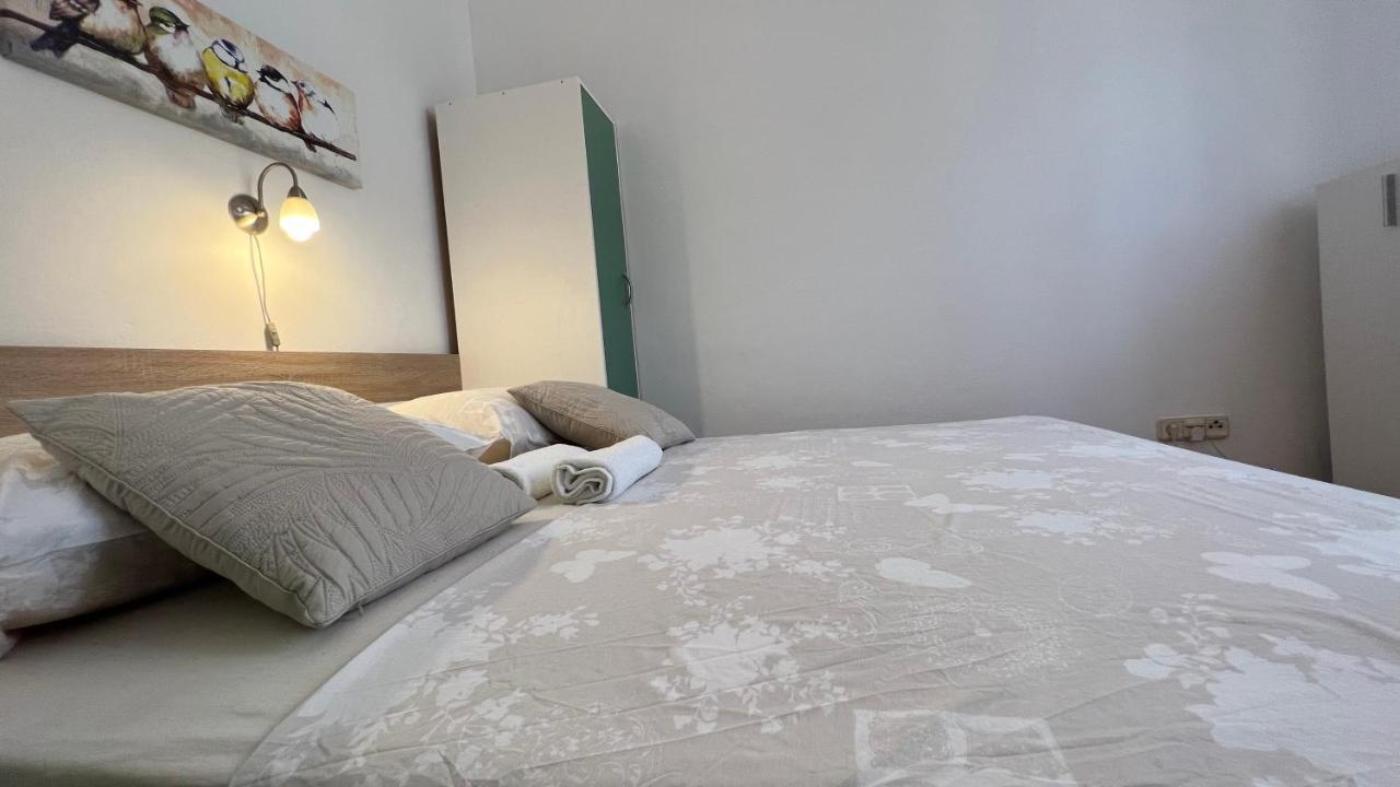 Ferienwohnung House Roca Vodice Exterior foto