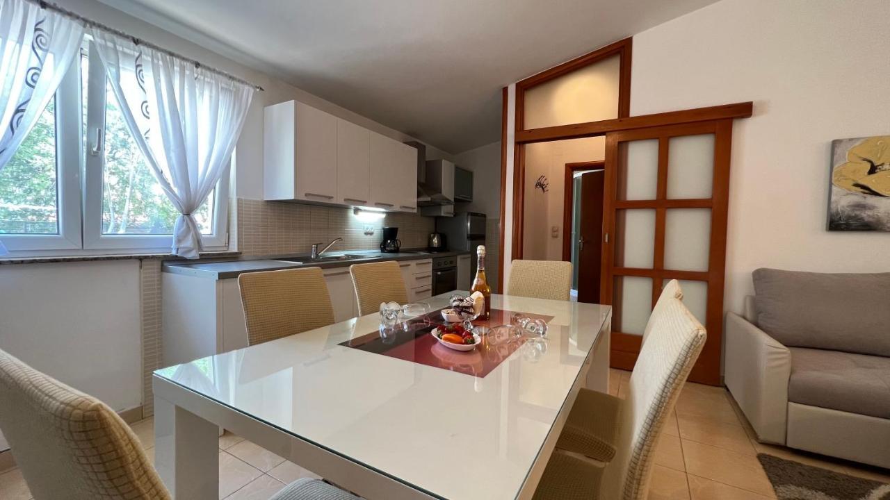 Ferienwohnung House Roca Vodice Exterior foto
