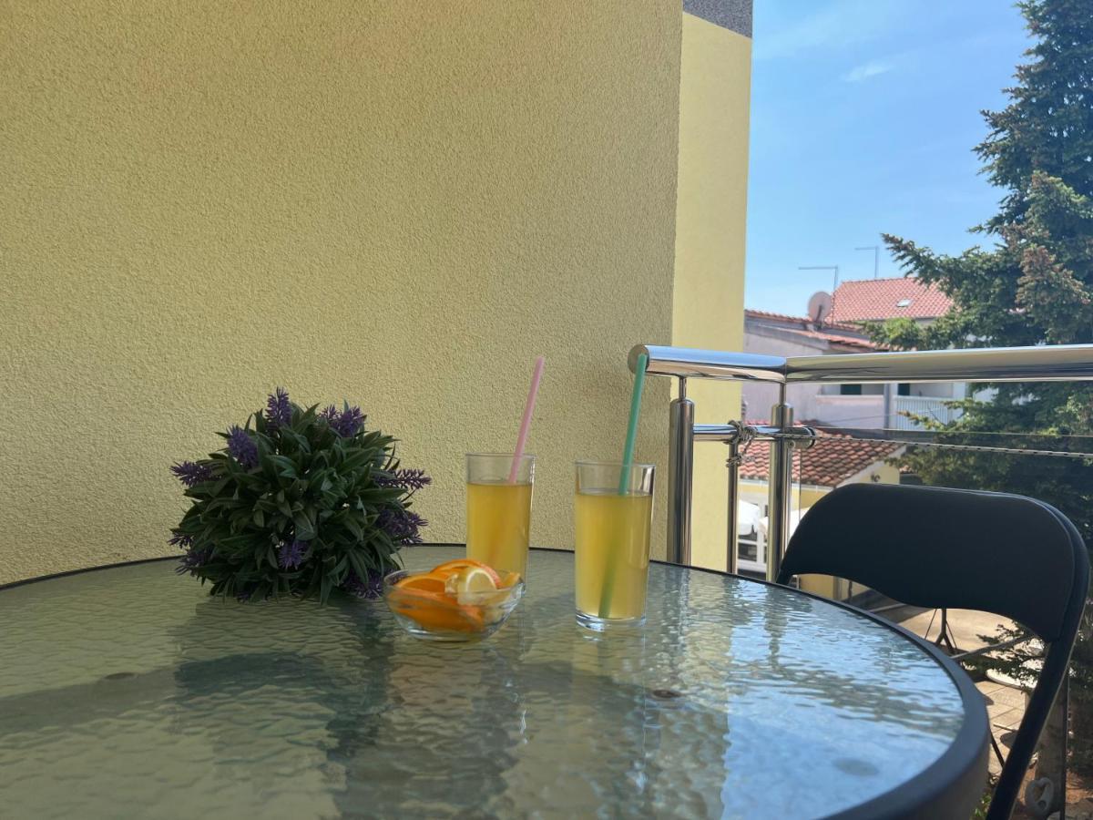 Ferienwohnung House Roca Vodice Exterior foto