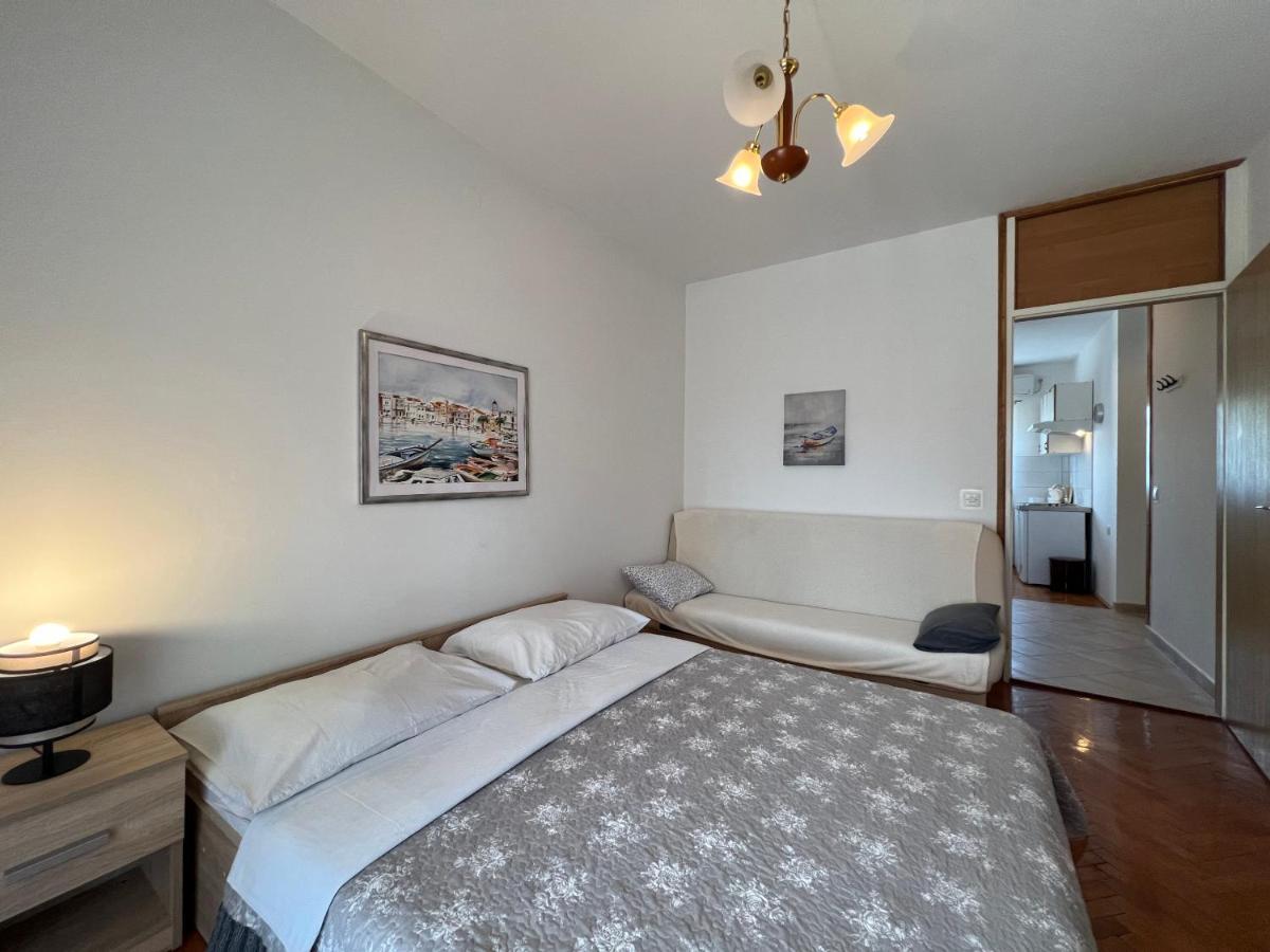 Ferienwohnung House Roca Vodice Exterior foto